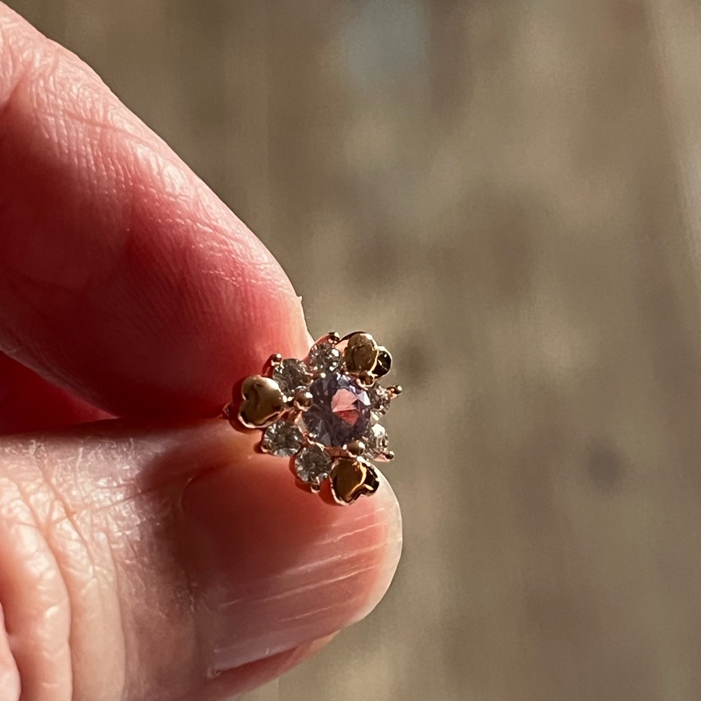 Alexandrite stud‎ Earrings in 18KGP. - Picture 2 of 3